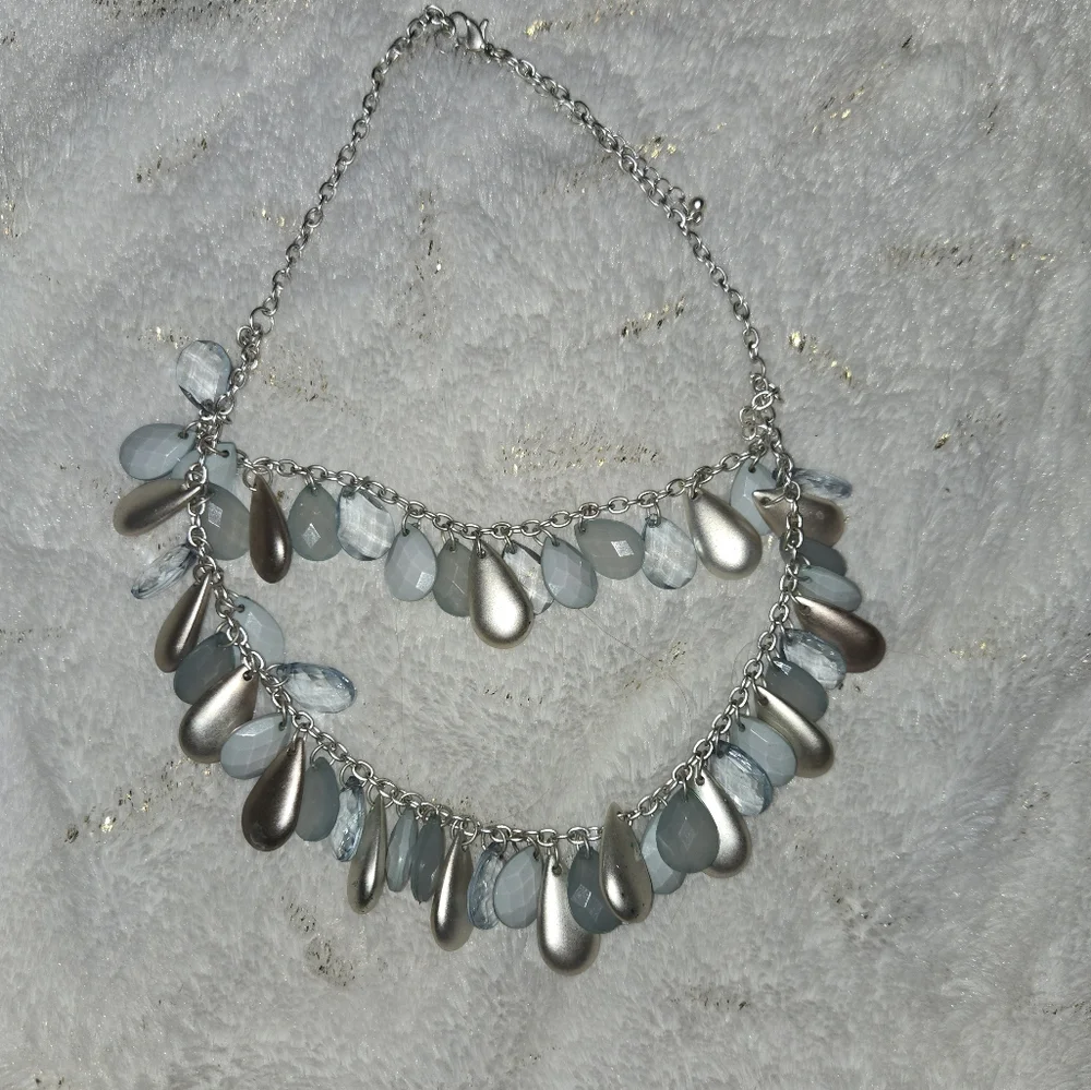 **3/$10**  Necklace - Picture 4 of 4